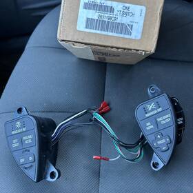 2611198c91 International Steering Wheel Controls Genuine Switch