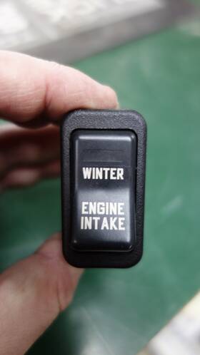 3554271c1 International Winter Engine Intake Switch