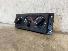 3808313f93 International 2009 3200 Bus Climate Control 718-11214