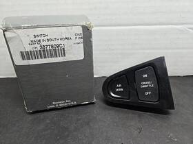 3877809c1 International Nos Switch Steering With Cruise/throttle Control