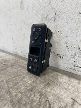 745-10261 International 4061965c2 Lt Power Window Switch