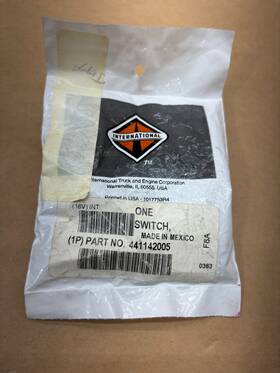 441142005 International Genuine Oem Switch Base Rocker Navistar Ic