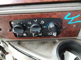 3687479 Kenworth 2430547 Replaces T2000 2001 Temperature Control