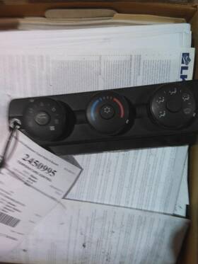 3710179 Kenworth 2450995 Replaces Na T2000 2009 Temperature Control