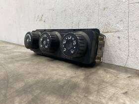 F2110281241 Kenworth 2015 T880 Climate Control 718-11363