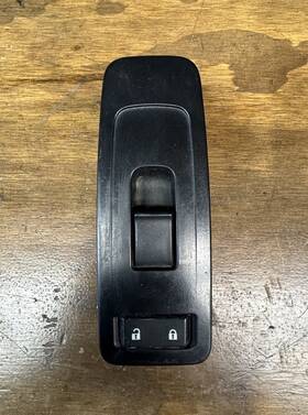 P21-1050-1101 Kenworth P2110501101 Used Tested Paccar Passenger Side Door Control Switch