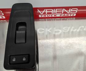 Q27-6082-1111 Kenworth 2019 T680 Rh / Pass Side Door Switch Control Module Q27-60