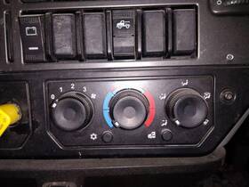 Mack 2592763 Anthem Temperature Control 3891977