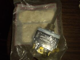 1mr2176a New Pai Msw-4395 Toggle Switch For Mack Truck 3 Position 6 Terminal