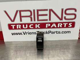 P27-1040-19 Paccar Kenworth Switch-rocker Sleeper Dome 3