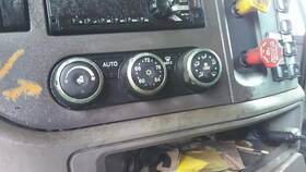 3575971 Peterbilt 2329511 579 Temperature Control