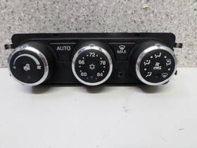 Q21-6032-2351 Peterbilt 2376965 Replaces J 579 2016 Temperature Control 3628065 Q21-6032-2351 Peterbilt 2376965 Replaces J 579 2016 Temperature Control 3628065