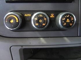 3633287 Peterbilt 2381413 Replaces 579 2015 Temperature Control Used