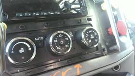 3767590 Peterbilt 2499382 579 Temperature Control