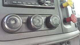 3780378 Peterbilt 2509254 579 Temperature Control