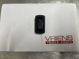 P27-6228 Peterbilt Switch-lock Door