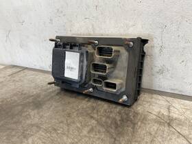 P2711470300 Peterbilt 2016 579 Fuse Panel 628-10967
