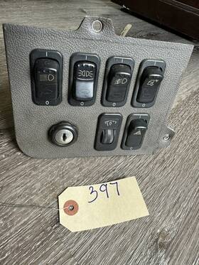 S64-6045-496f00 Peterbilt Switch Panel- P/n