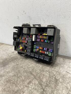 P68322377ab Ram 2018 5500 Fuse Panel 628-10959