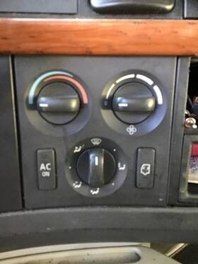 3302384 Volvo 2083858 Vnl Temperature Control 3302384 Volvo 2083858 Vnl Temperature Control