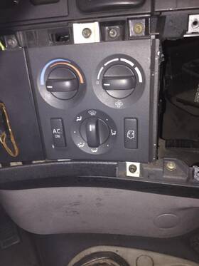 3318992 Volvo 2098856 Vnm Temperature Control