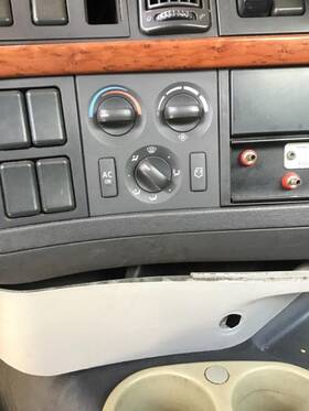 3392676 Volvo 2166680 Vnm Temperature Control