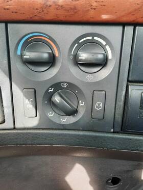 3464309 Volvo 2231045 N/a Vnm Temperature Control