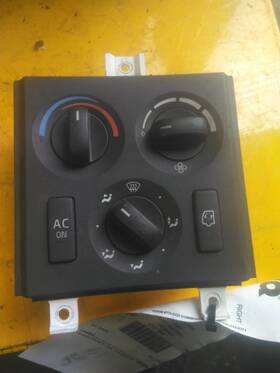3479305 Volvo 2244656 N/a Vnm Temperature Control