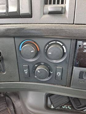 3495992 Volvo 2259762 Vnr Temperature Control
