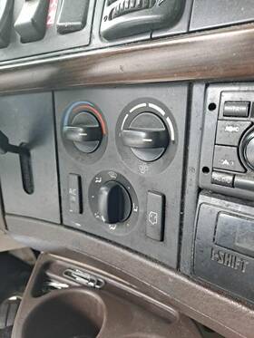 3503383 Volvo 2265447 Vnl Temperature Control