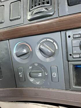3505542 Volvo 2267371 Vnm Temperature Control