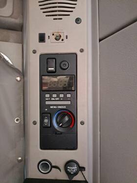 3524235 Volvo 2284191 Replaces Vnl 2008 Temperature Control Used