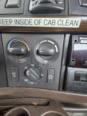 3560983 Volvo 2316594 Replaces N/a Vnl 2017 Temperature Control