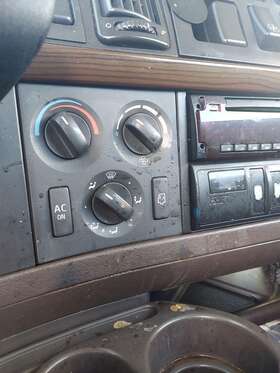 3588916 Volvo 2341612 Replaces Vnl 2016 Temperature Control