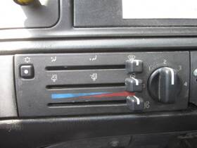 3656821 Volvo 2402741 Replaces Vnm 2002 Temperature Control