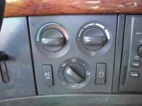 3751938 Volvo 2486437 Vnl Temperature Control