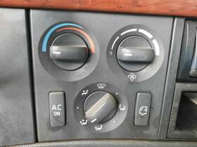 3779841 Volvo 2508742 Vnl Temperature Control