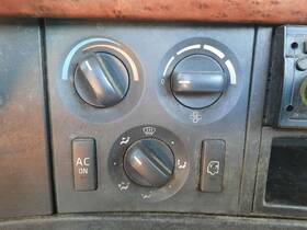 3793538 Volvo 2518564 Vnl Temperature Control
