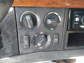 3847671 Volvo 2563746 Vnl Temperature Control
