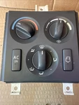 Volvo Temperature Control, Behr Climate 20549634, 2008 Vnl Oem.. Fixed Price $125.00.