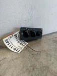 2007 Mack Cxn Climate Control RD389990 (718-11148). Fixed Price $215.00.