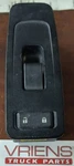 Peterbilt P21-1050-2002 CONTROL-2.1M Pass Dcm. Fixed Price $180.00.
