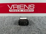 Freightliner A06-30769-145 Switch-rocker Dpf Manual Regeneration, Nlk, Mom. Fixed Price $48.00.