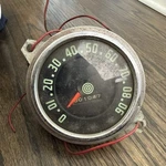 Vintage Green Round 90 Mph Speedometer Gauge Classic Or Rat Rod. Fixed Price $50.00.
