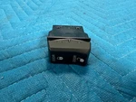 Volvo Vnr Door Lock/unlock Swith 2021 Oem. Fixed Price $50.00.