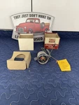 1952 Ford Mainline Customline Crestline Victoria Sunliner Nos Elect. Dash Clock. Fixed Price $380.00.