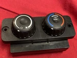 Temperature Control Switch, Freightliner, Mahle A22 73673 000 Oem ,knobs, Button. Fixed Price $58.00.