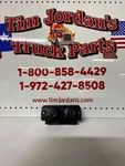 Used Freightliner Cascadia Sleeper Hvac Controller P/n: A22-60669-001. Fixed Price $45.00.